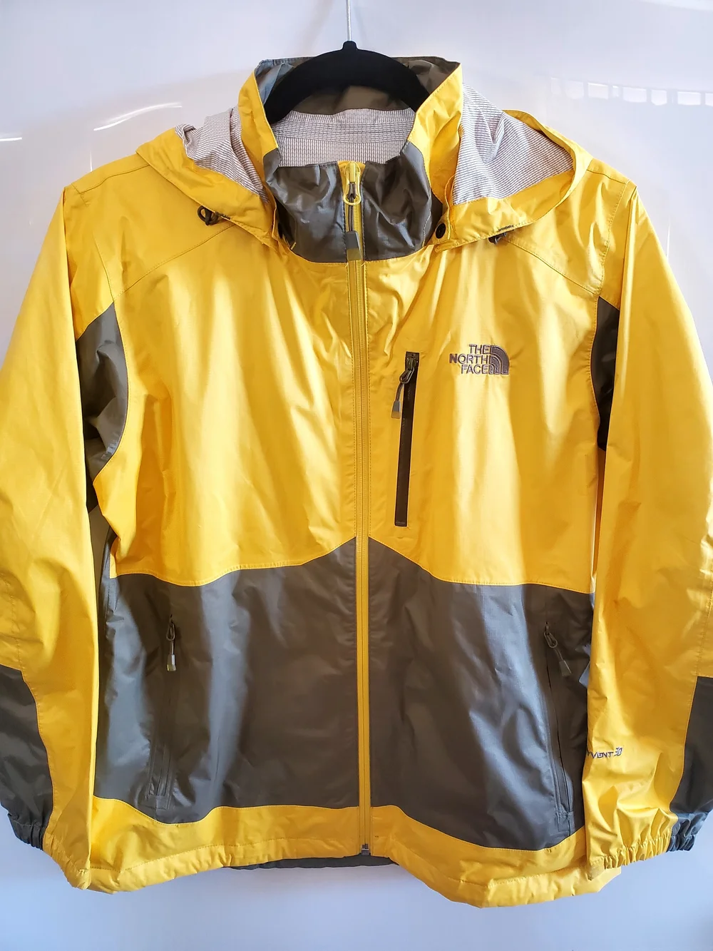 The North Face 95 HyVent 3D Hooded Zip Rain & Wind Jacket XL Yellow & Gray